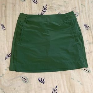 Athleta green skort size 12